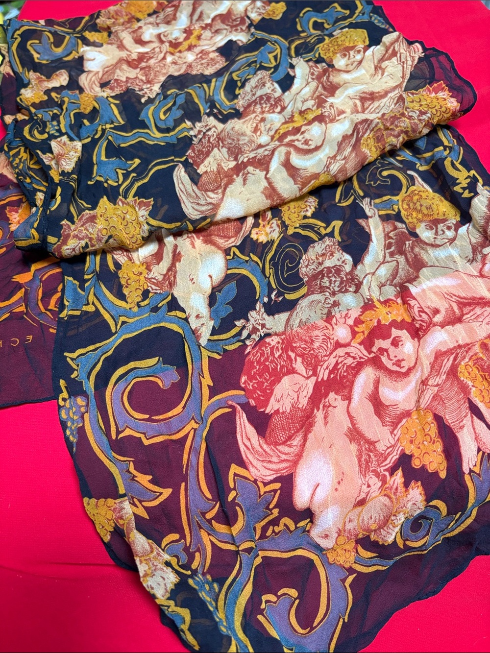 Echo gorgeous cherubs scarf!